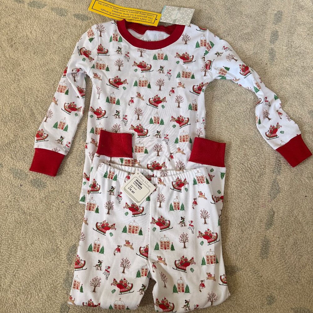 Kissy Kissy NWT Christmas Dogs PJs Size 4